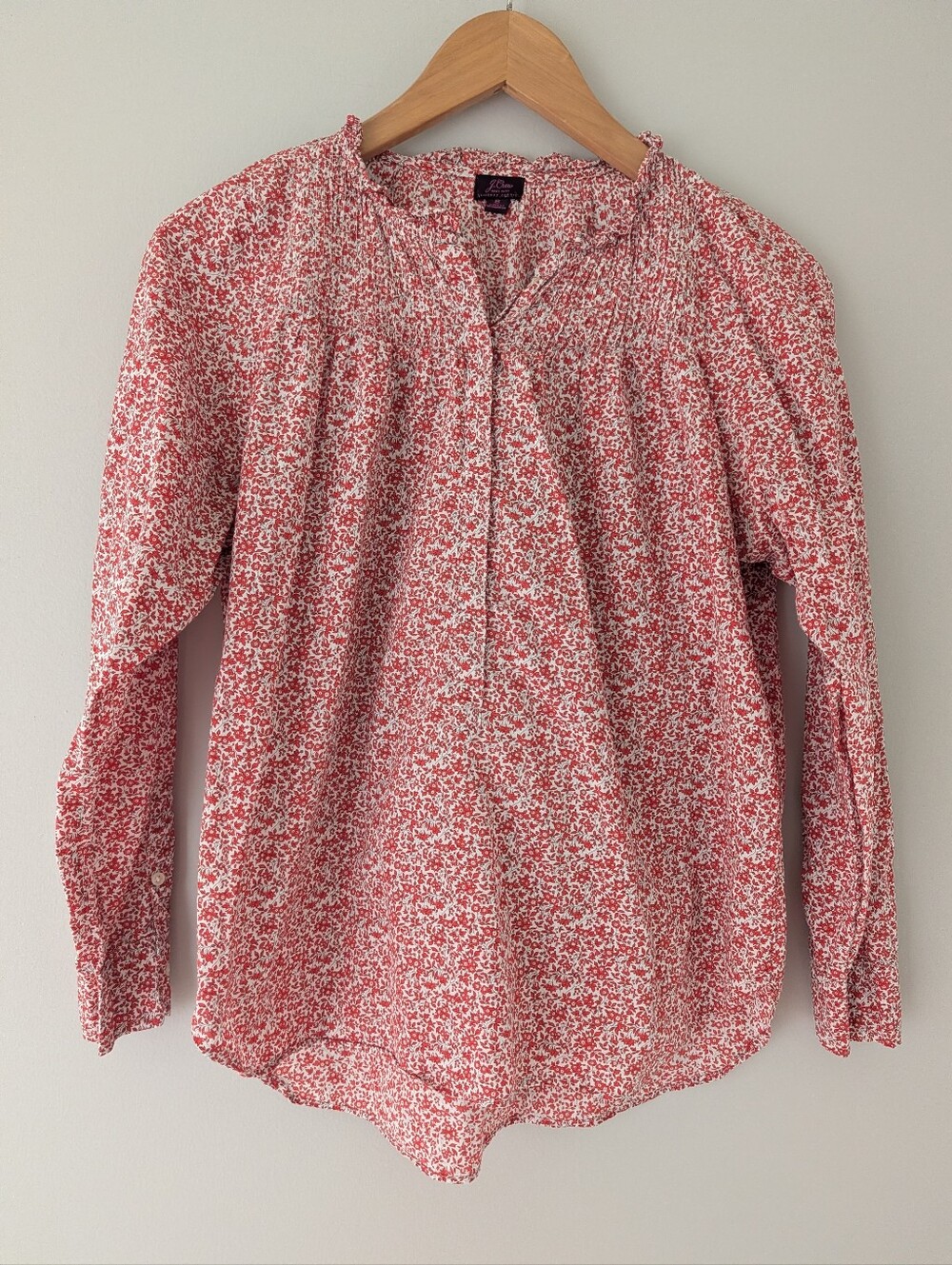 JCrew Liberty Fabric Popover Shirt Red Floral Smocked Neck Sz 8 100% Cotton